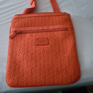MK crossbody Michael Kors, gently used